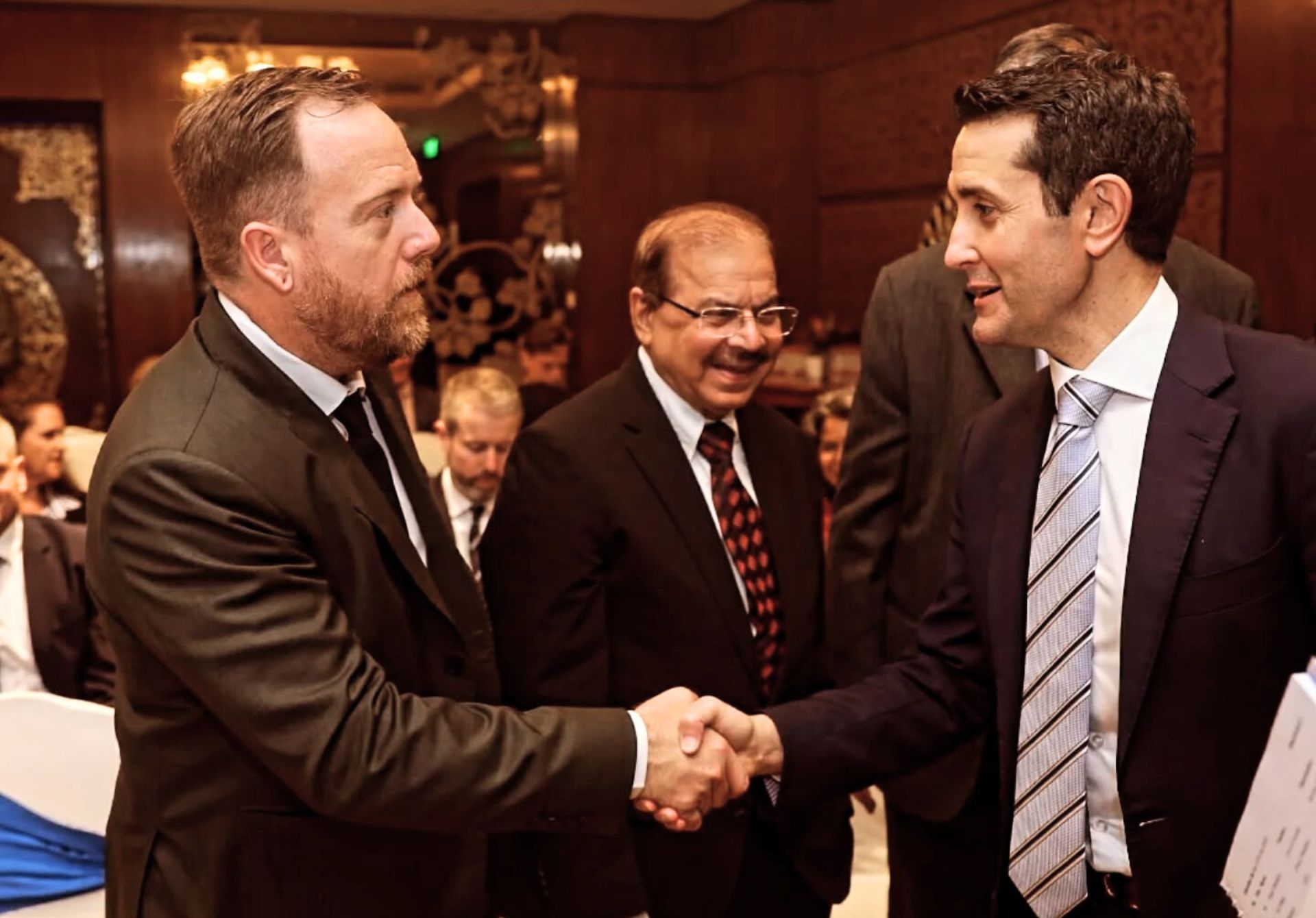 invest-sunshine-coast-horizontal-1920x1340-bundle-of-rays-india-agreement-export