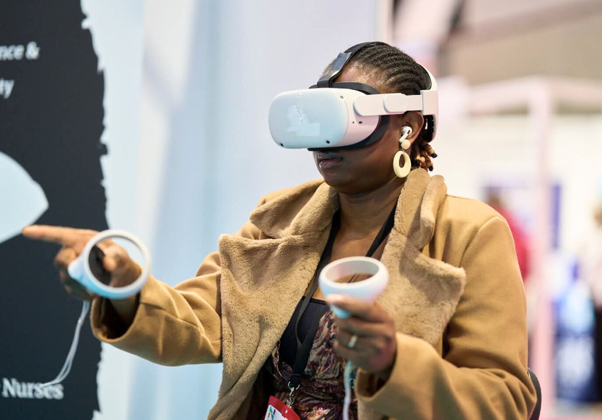 invest-sunshine-coast-horizontal-1920x1340-bundle-of-rays-india-meta-event