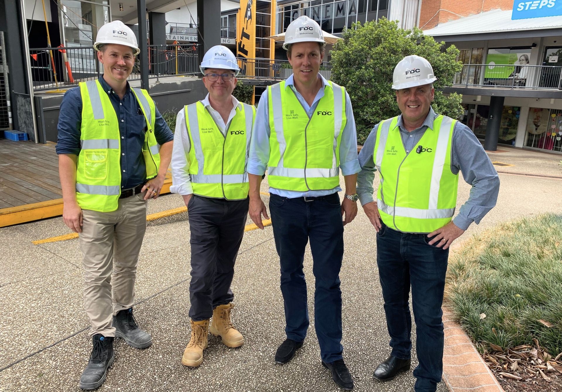 invest-sunshine-coast-horizontal-1920x1340-c-sqaure-construction-nov-2025