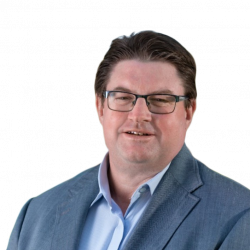 alex-lever-shaw-headshot-transparent